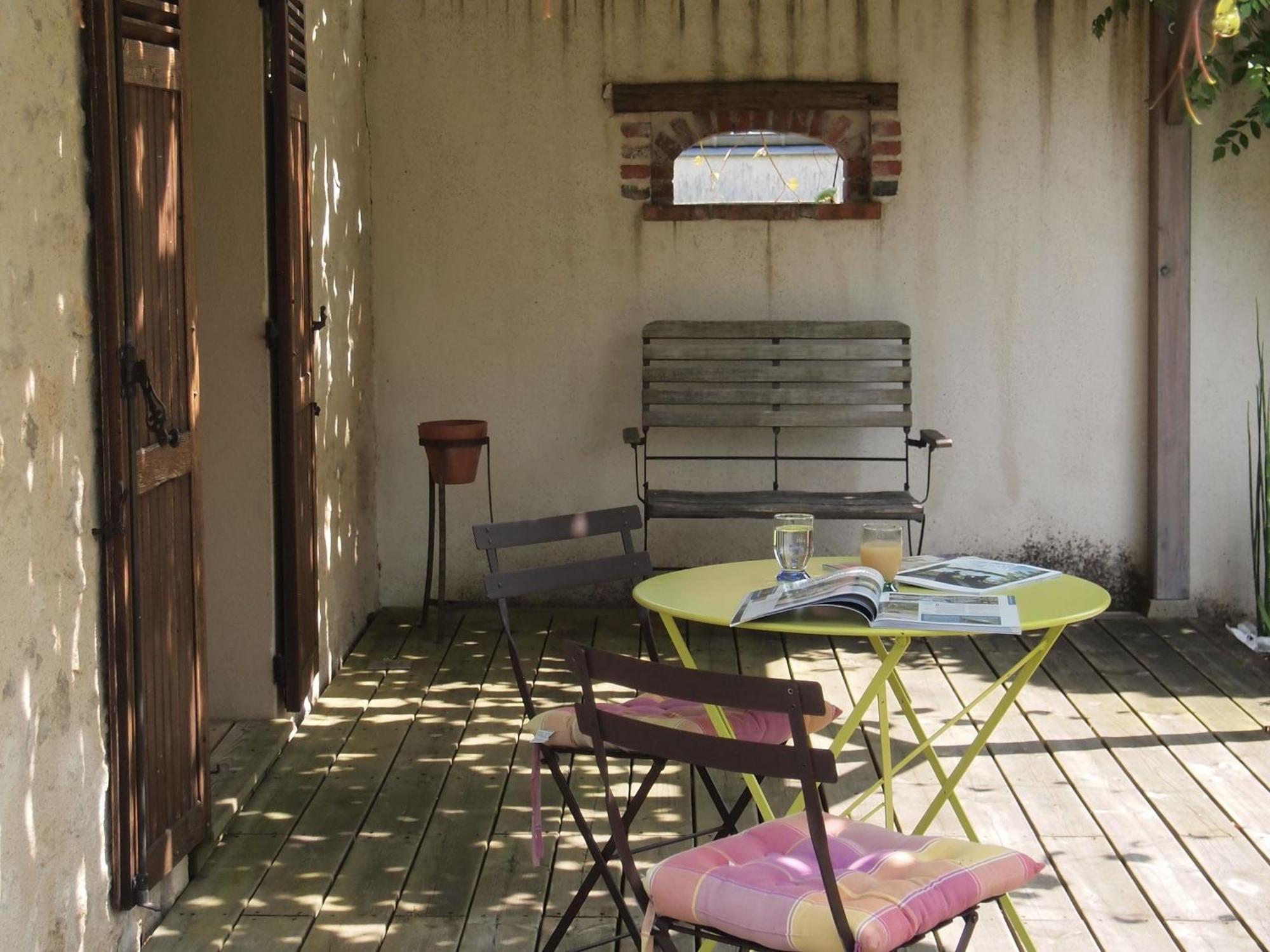 Chambre Familiale Au Coeur De La Nature Avec Jardin Et Piscine Privee, Ideale Pour Explorer Le Loiret - Fr-1-590-265 Bed and Breakfast Vitry-aux-Loges Eksteriør billede